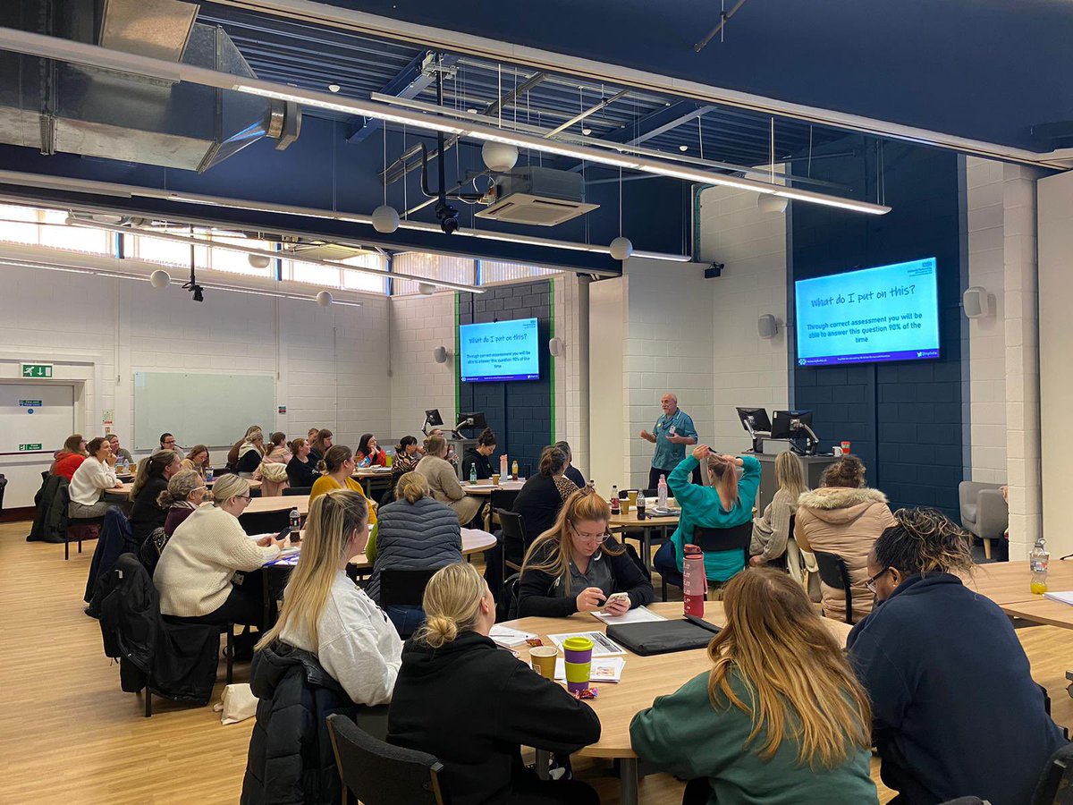 mpftnhs_tvteam's tweet photo. Today was the first day of the Tissue Viability Training for the Community New Starters Training Programme.

Day 1 focused on wound healing, assessment and treatment.

#clinical #education #tissueviability #wounds https://t.co/Hjf4nsrbqN