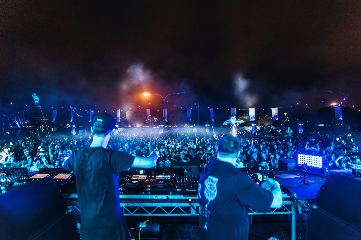 Ørjan Nilsen (@orjan_nilsen) on Twitter photo Join me in reliving our #nilsix set from @dreamstateusa on Youtube tomorrow! :) #dreamstate <a href="/marksixma/">Mark Sixma</a>
youtube.com/watch?v=DTfWfH… Join me in reliving our #nilsix set from @dreamstateusa on Youtube tomorrow! :) #dreamstate <a href="/marksixma/">Mark Sixma</a>
youtube.com/watch?v=DTfWfH…