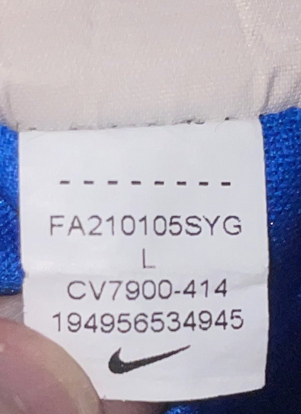 CanRep_kits's tweet photo. Inter Milan 21/22 Home shirt. Good condition, heavy discolouring to Lenovo sponsor on the rear.
£30 https://t.co/CEiWLIpYIx