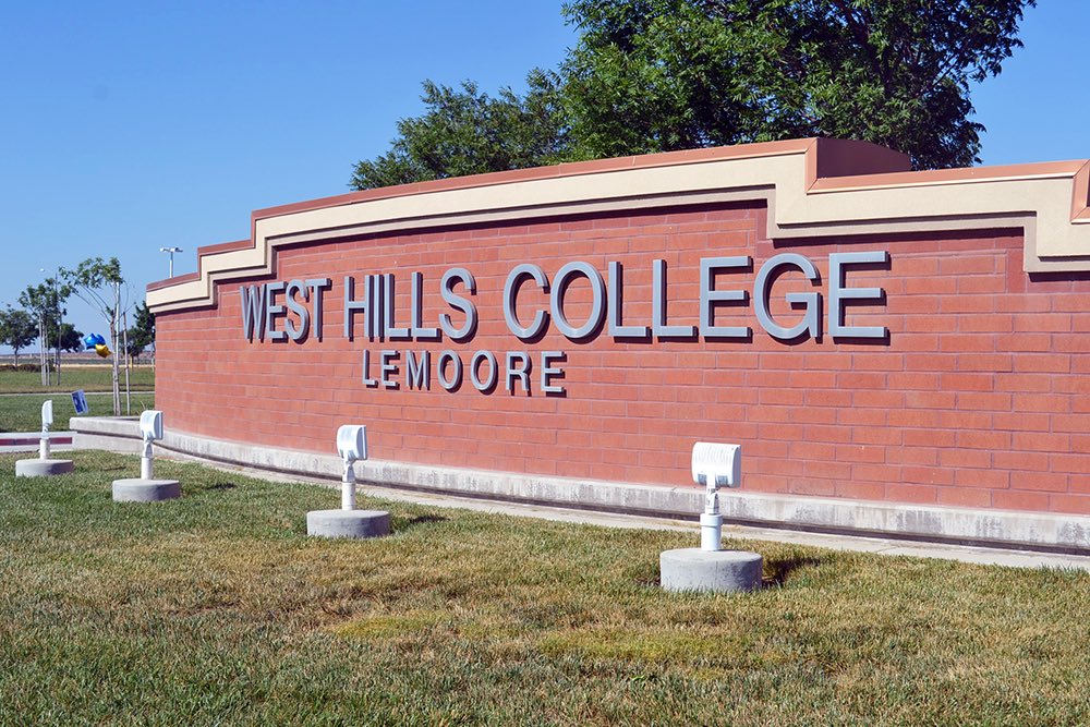 Mayoreddie's tweet photo. West Hills College Lemoore to hold groundbreaking for Visual Arts and Applied Sciences building on Dec. 1. Read the story at https://t.co/VTyvHwAUiO https://t.co/CVqFCaQhSQ
