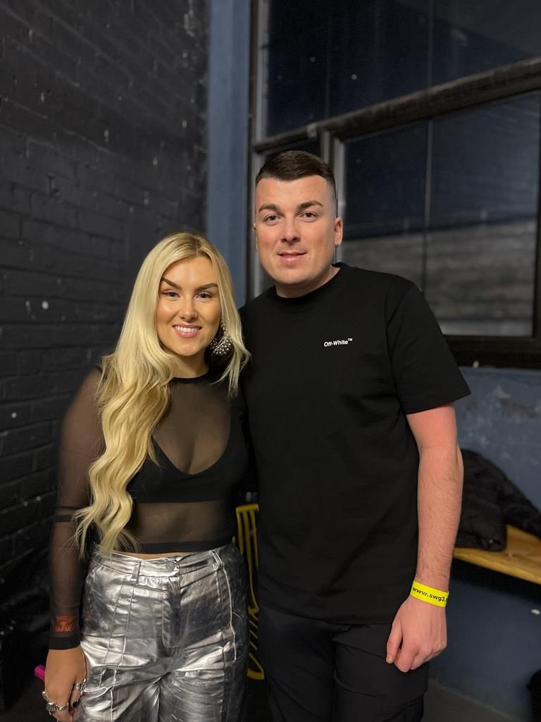 calvinlogue's tweet photo. What an unreal feeling bringing my sister out on stage to sing tracks that we have released together. Lorin you absolutely smashed it, one very proud brother!! 

Still cant believe this was a sell out show!! Cant wait to do it again 🙌🏻❤️ https://t.co/pLep2MdSiq