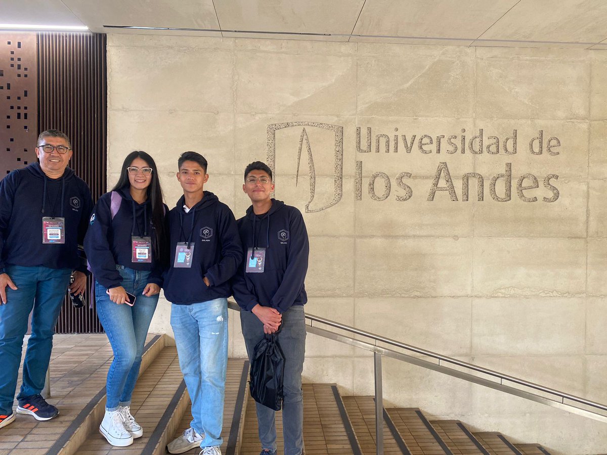 GrupoGalash's tweet photo. ¡Hoy comienza el Vivero Virtual Uniandes para el aprendizaje XR! Estamos emocionados de contar con la participación de los estudiantes del grupo de investigación GALASH de la UPTC. 
#AprendizajeXR #InnovaciónEducativa #UniandesVR #UPTC  #uptcsogamoso #UNIANDES #investigación https://t.co/5RYkY2ecsJ