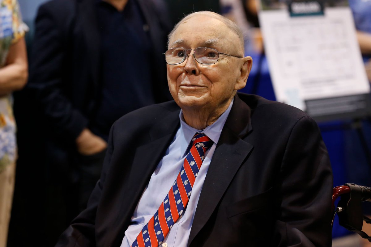 HighyieldHarry's tweet photo. The 🐐 

R.I.P. Charlie Munger, you will be deeply missed https://t.co/oiCY5WdTxj