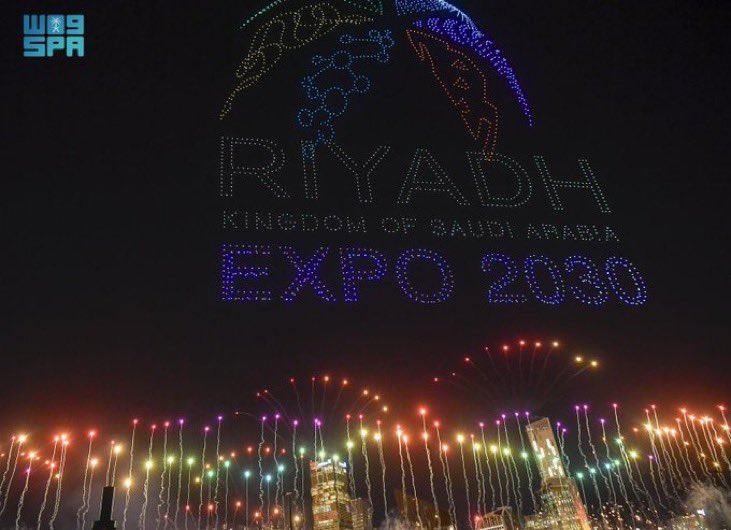 SA_AF7's tweet photo. فوق هام السحب 🇸🇦🇸🇦

#EXPO2030 https://t.co/gwXrLuqvQR
