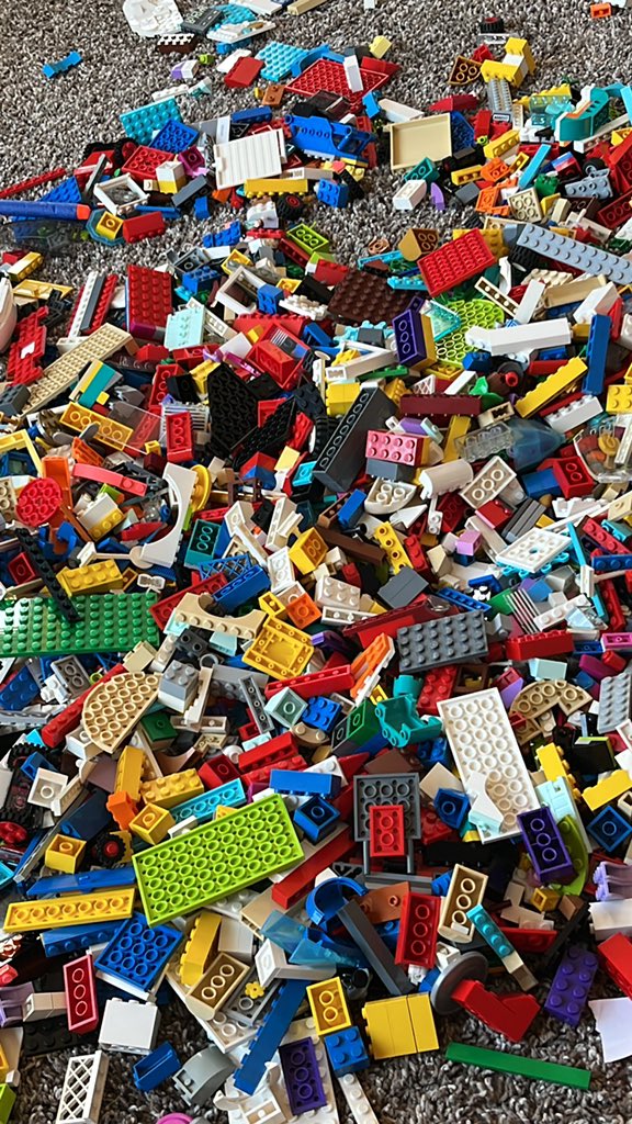 _MG42's tweet photo. When was the last time you built something with your hands? @LEGO_Group @LEGOIdeas
#legos #creative #builtit #startAndSeeWhatItBecomes https://t.co/rePFEbMhmL