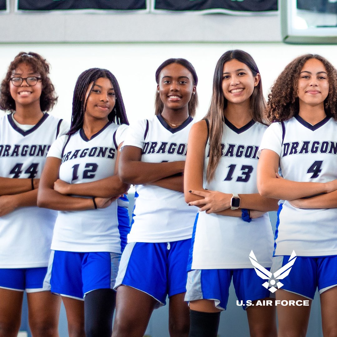 🚨Attn Lady Clover Athletes🚨 Meet us at “Leadership, Girls in Sports & Tech” on 12/08 for an opportunity for Clovers to hang with female @usairforce Airmen who will be sharing the value your current talent and interests have to serving our country. #usafdw