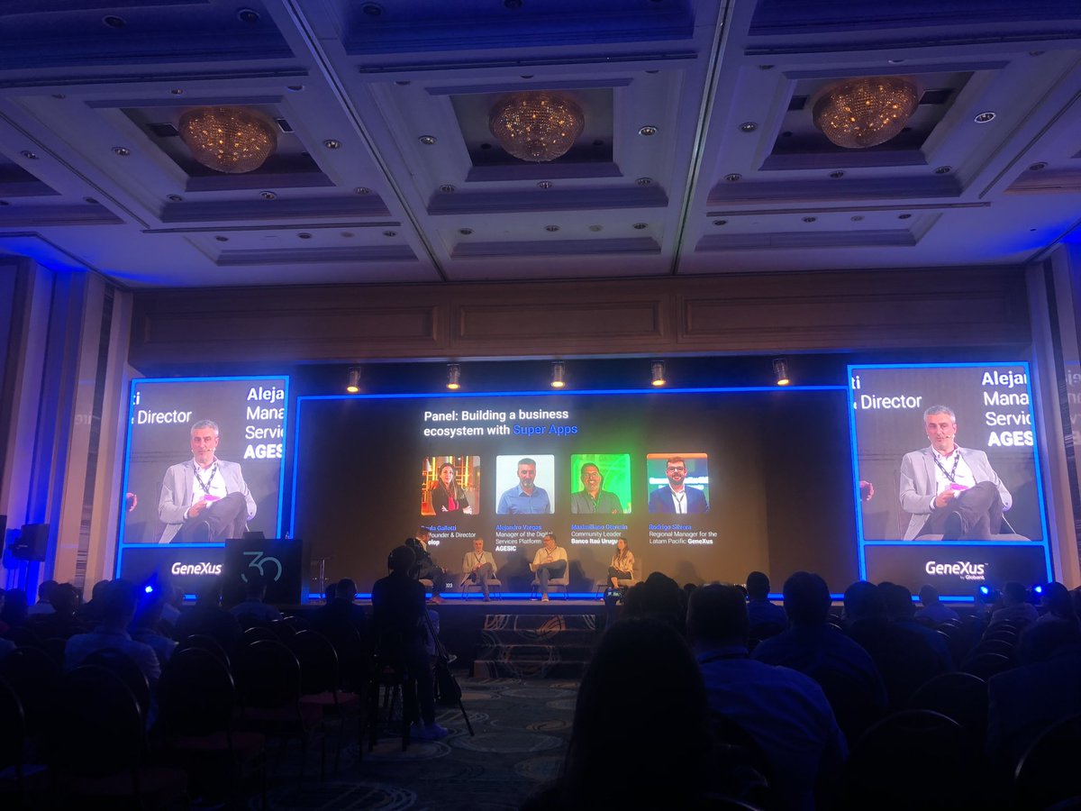 Virginiatabarez's tweet photo. Súper apps, tremendo panel que presenta el ecosistema de negocios. Mi opinión…alternativa play and plug &amp;plug para ofrecer al cliente/usuario experiencias phygital. 
#GX30 #CustomerExperience #UserExperience #Loyalty https://t.co/peSS3T2vBR