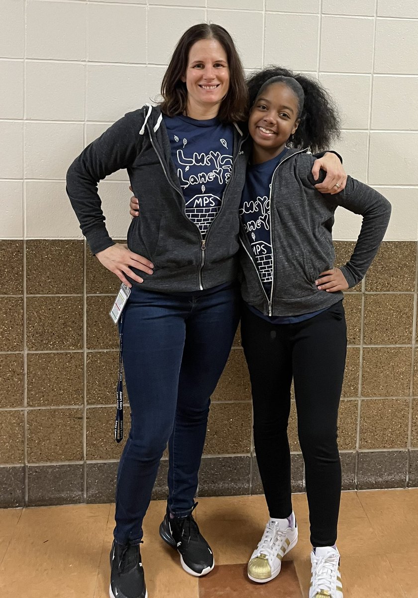 TWIN DAY!!
#LaneyFamily #SpiritWeek #JOY