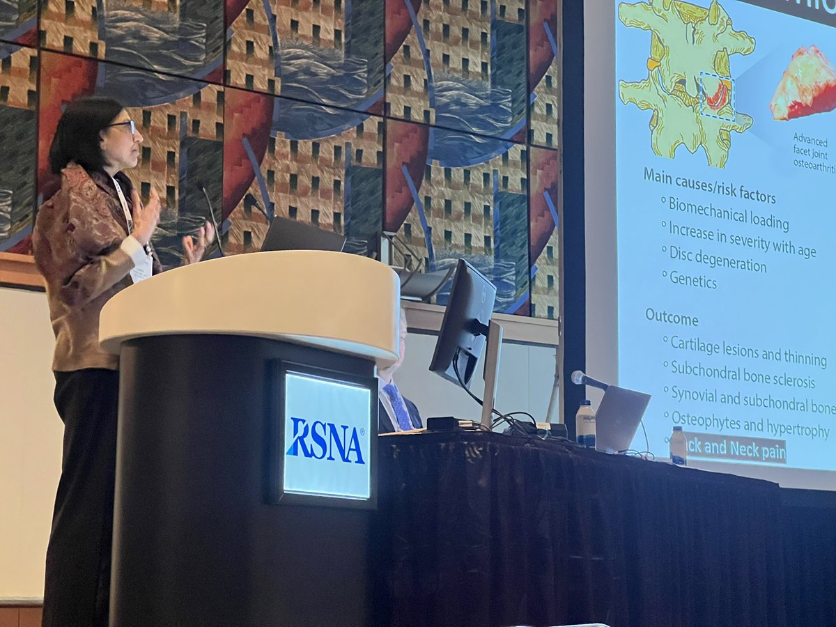 Dr. Lubdha Shah giving a thorough and extremely helpful talk on imaging markers of painful facet joints at RSNA2023