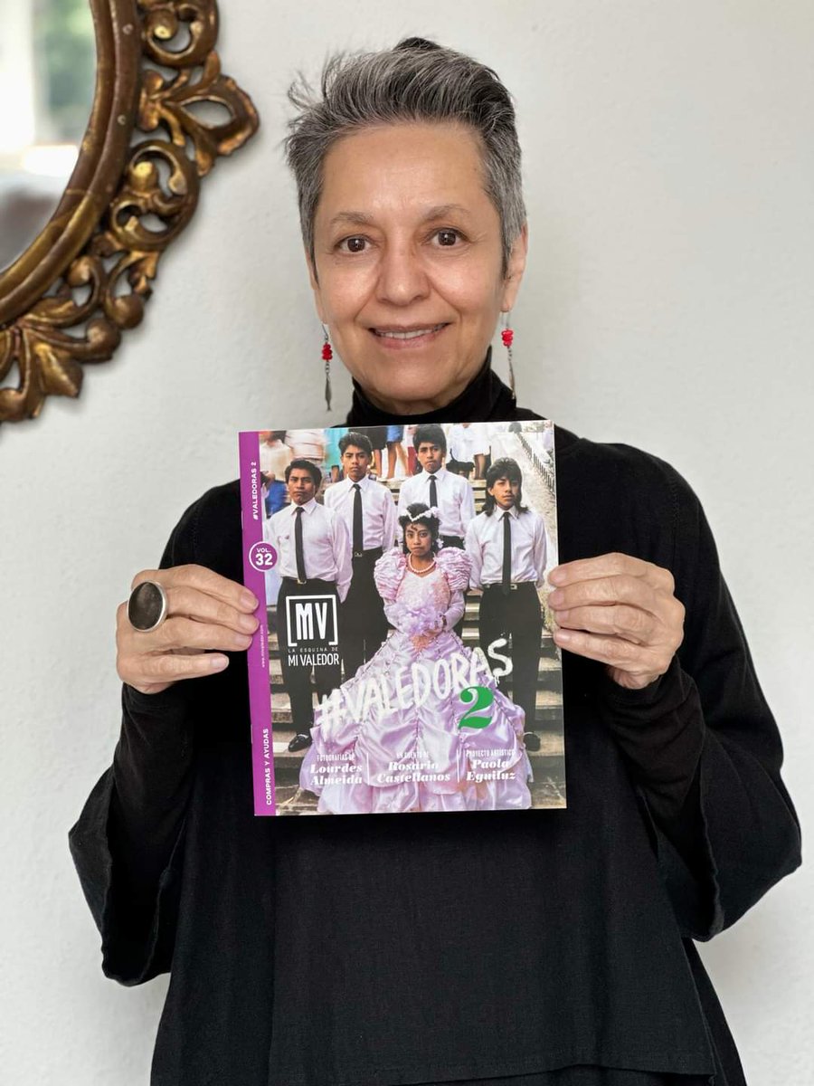MiValedorMX's tweet photo. La gran Lourdes Almeida con la mas reciente edición de Mi Valedor, #Valedoras 2. Una fotografía de su autoría es la portada de este nuevo número que hicimos con tanto cariño. ¡Felices de contar con su talento y trayectoria! https://t.co/TVIwDpwwTJ