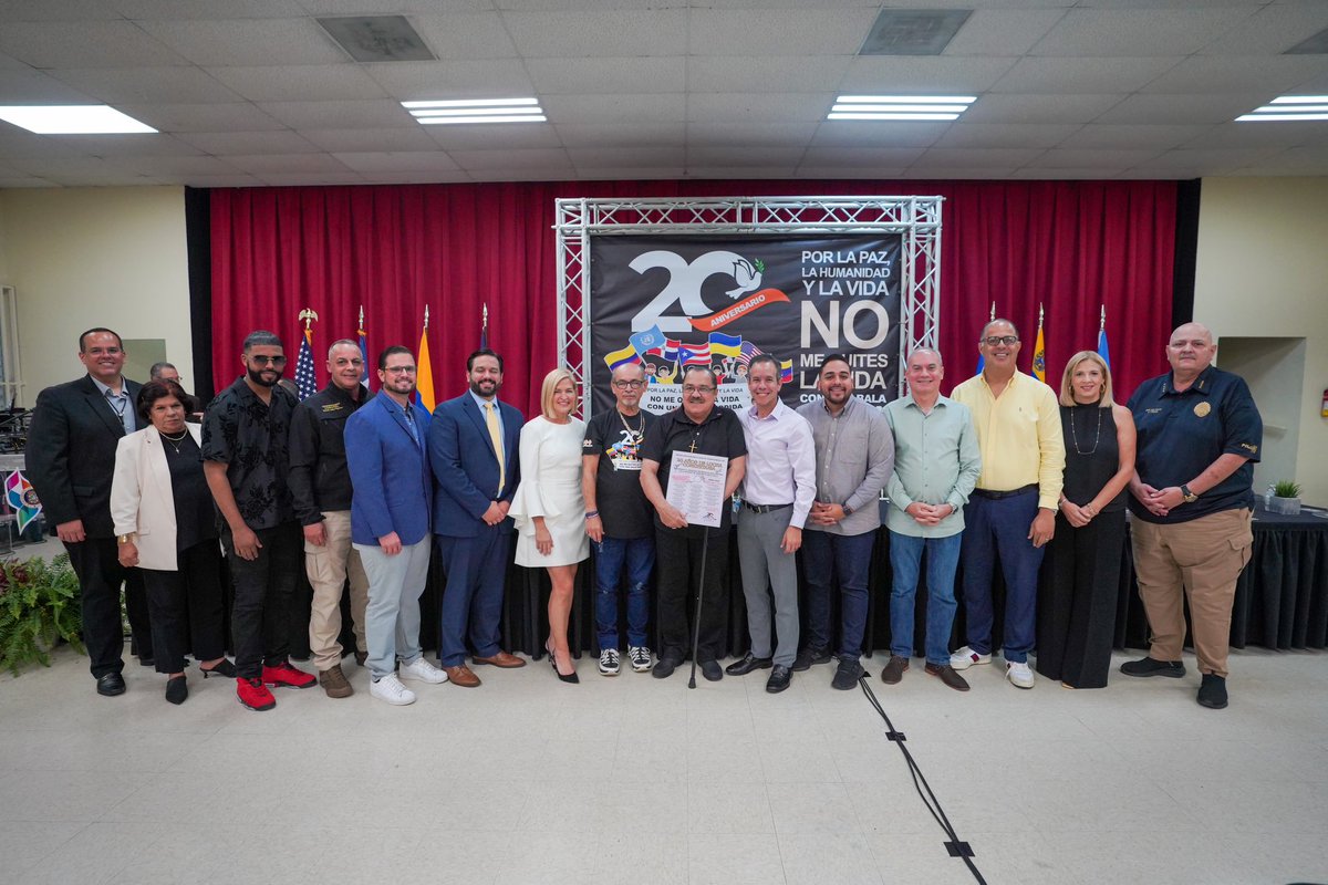 Miguel_Romero_'s tweet photo. Nuevamente decimos presente en la Cruzada Nacional Contra los Disparos al Aire que cumple 20 años de llevar el mensaje de unidad y conciencia. ¡Únete! Gracias a Papo Christian y al liderato comunitario de toda la isla por el esfuerzo. https://t.co/AO3ivE0vQ3