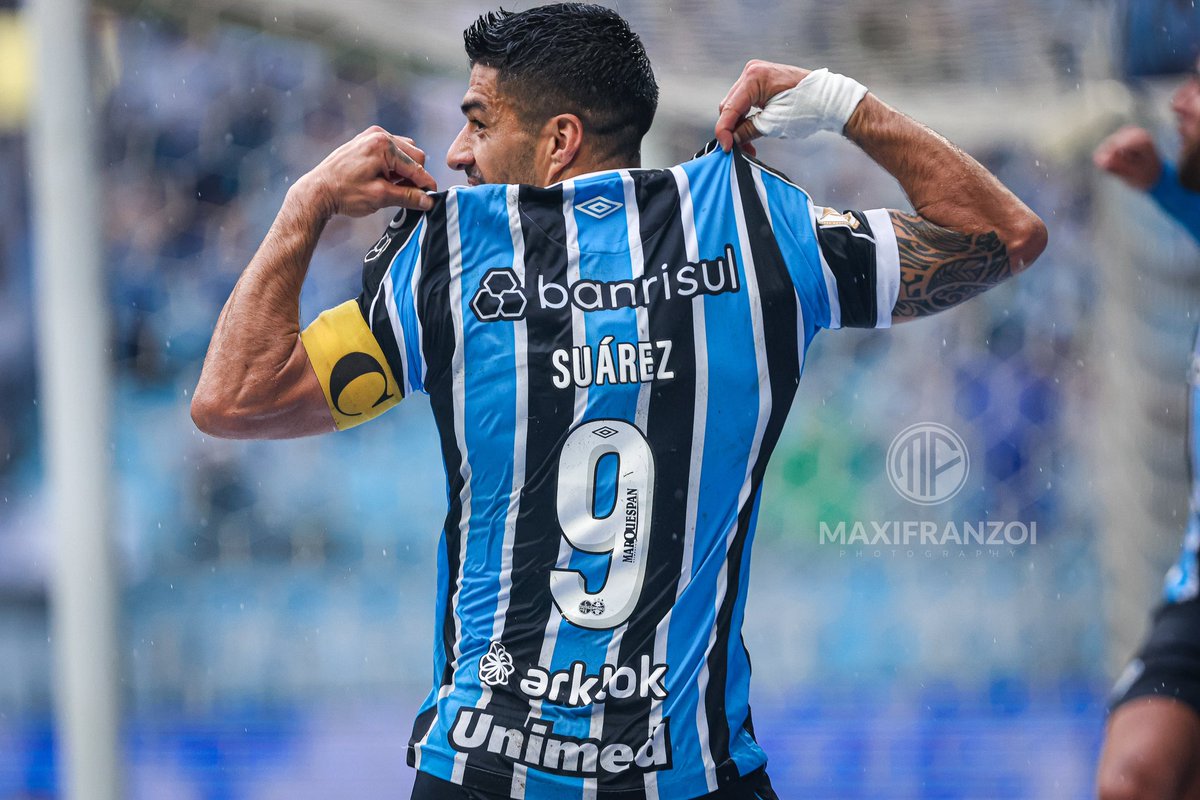 maxifranzoi's tweet photo. Siempre con vos, Lucho. #FicaSuarez @LuisSuarez9 https://t.co/u25zJZtOAl