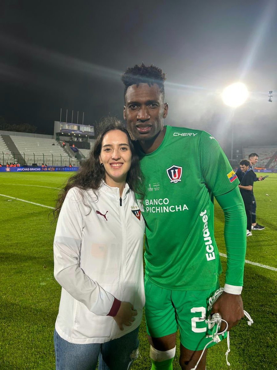 andrea neira tweet media