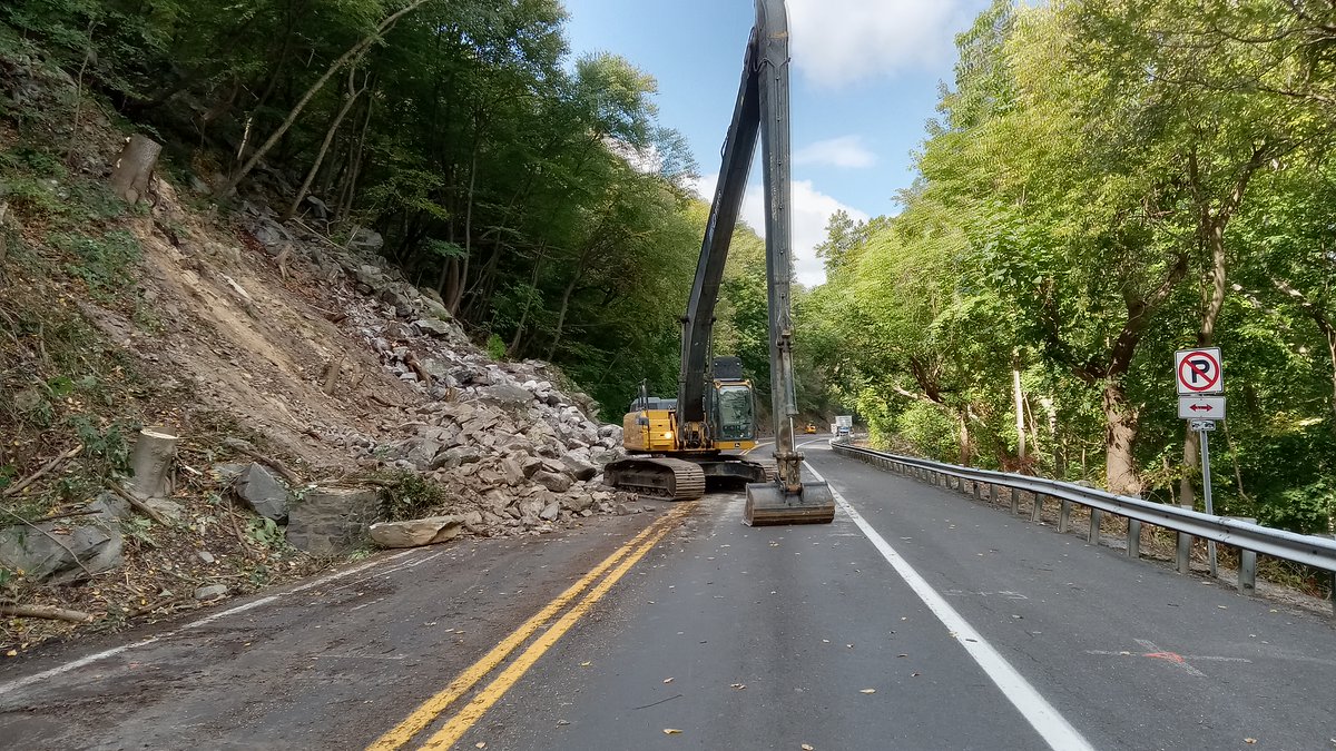 WVDOT's tweet photo. US 340 near Harpers Ferry will reopen, Friday, December 1, 2023, as contractors have completed a major safety improvement project ahead of schedule. READ MORE: https://t.co/xpCJialBts https://t.co/gB6Yk8UkKo