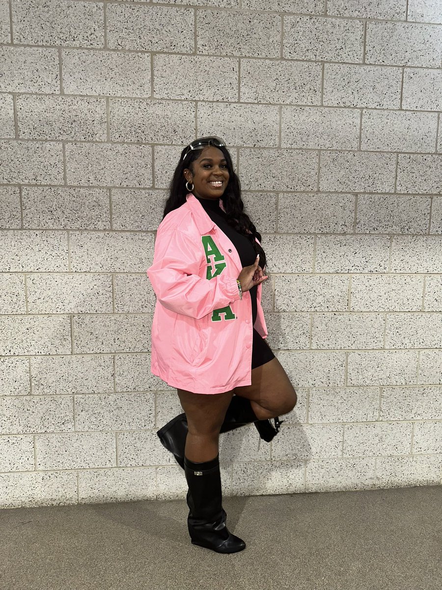 heykizzy_'s tweet photo. Only the PHinest get to rep 1908 🪞

 I just feel like my twitter need to see these and ofc get an updated pic of my life 🩷💚 https://t.co/PQhxKYnLHg