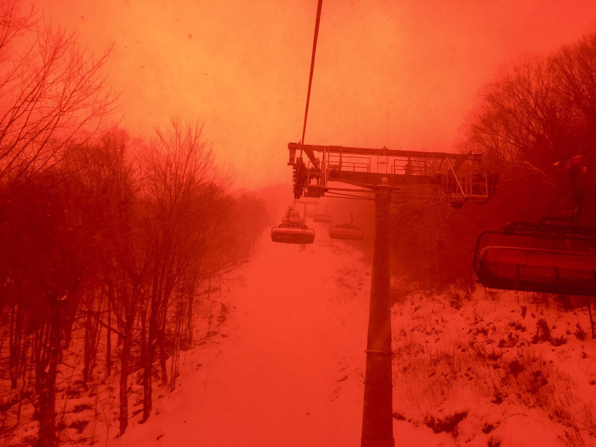 Orange bubble lifts are pretty cool @sundayriver