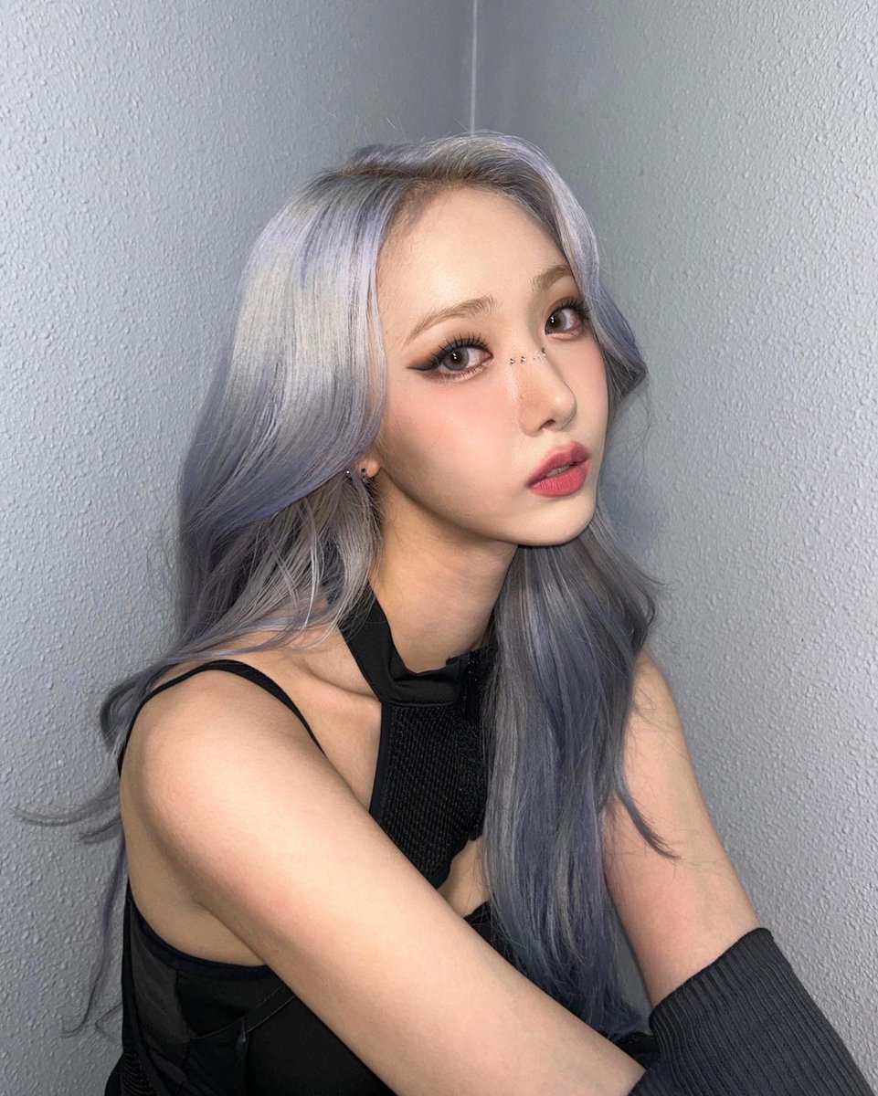 kpopsapphic's tweet photo. SinB (VIVIZ) https://t.co/5VgDthDoVF
