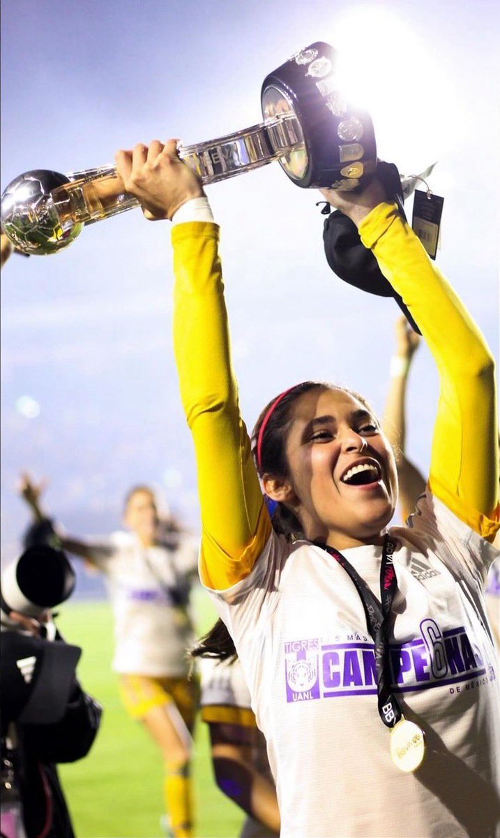 taaniacoe's tweet photo. Lo lograste mi Montoya 🤩🏆✨.
Lograste callar a esos que alguna vez te despreciaron por llegar a este equipo grande. Lograste salir de tu zona de confort. Que cuentas con todos nosotros para seguir ganando más cosas juntos. 🥹🐯💛 #JM25 https://t.co/cagFDathMH