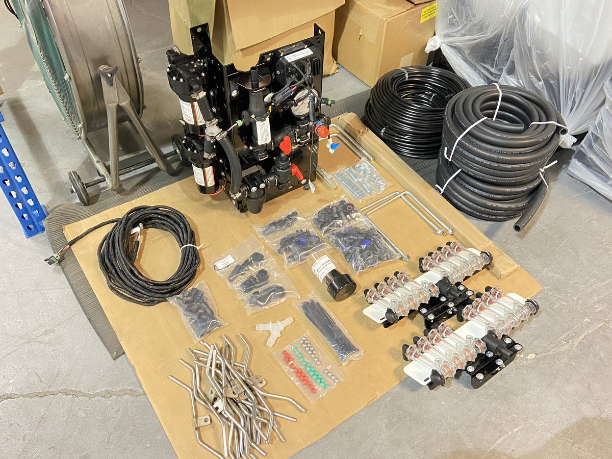 AgXcelerator's tweet photo. Two dual electric diaphragm pumps getting shipped out! 👏🏻 🌱 The AgXcel GX2 dual pump solution has an array of system features including the seamless integration into all the major OEM controllers like the Case IH Pro 600/700, Trimble, Green Star, &amp; more! 📲 877.218.1981 #agxcel https://t.co/YRCQ77Aso8