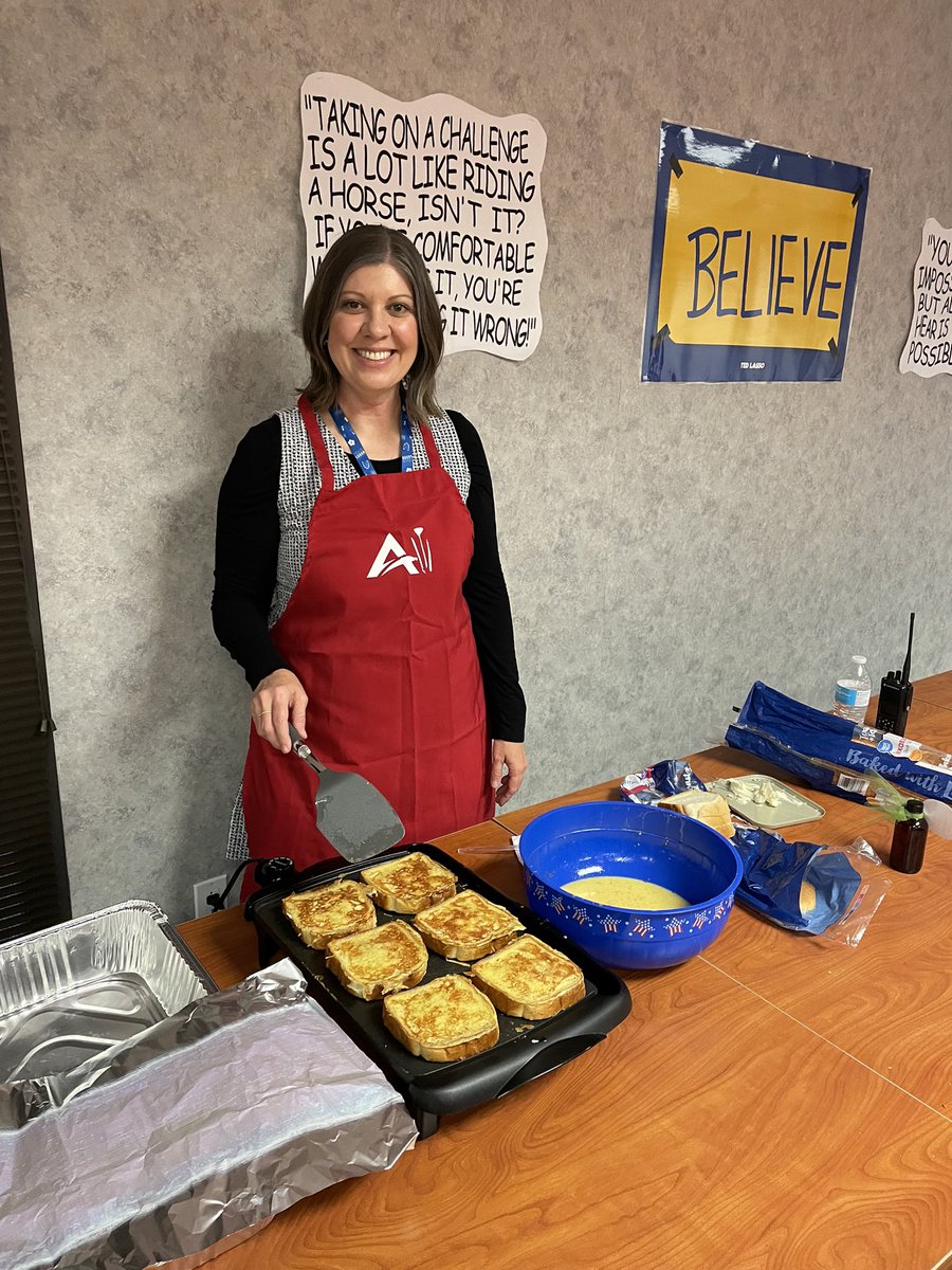 curtiscougars's tweet photo. National French Toast Day means your bosses make you breakfast at Curtis! @curtiscougars https://t.co/q2ViRz5x32