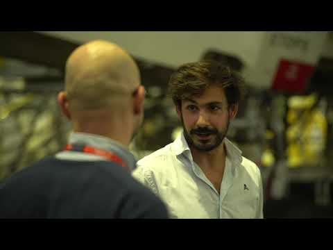 Carlos Marjaliza, nuestro Manager de Sostenibilidad, nos explica en este vídeo cómo Iberia participa en proceso de investigación e innovación a través del sistema IAGOS, para la medición de las emisiones atmosféricas. blgs.co/36Dj4-