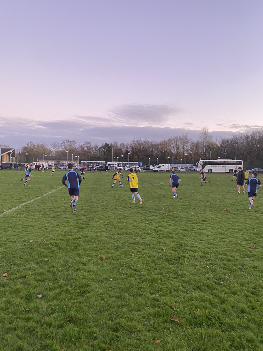 StJoesRCpe's tweet photo. Thank you @MCSPE1 for a fantastic afternoon of football, rugby and netball fixturesโฝ๏ธ๐๐ Brilliant experience for all๐๐ผ #Learningthroughsport #Joesfamily #Extracurricular https://t.co/xhURJ13LUB