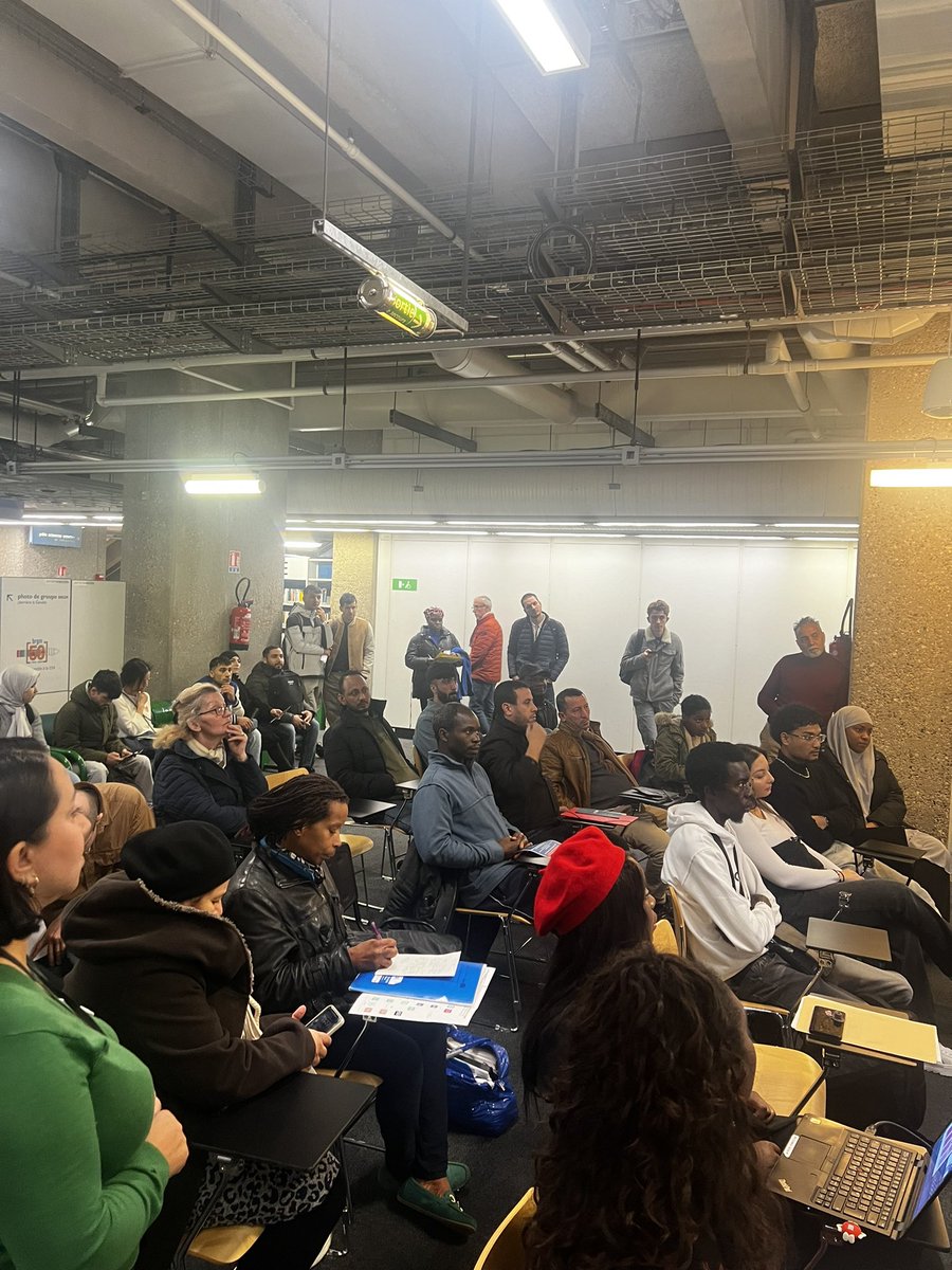 DoumbiaNaima's tweet photo. Pôle emploi de Stains présent sur la semaine de l’industrie au forum de la cité des métiers pour animer le nouvel atelier Détection de potentiel pour les métiers de l’industrie !! Superbe animation de l’équipe en collaboration avec les agents de la MRS🤝 https://t.co/MtF78rF85b