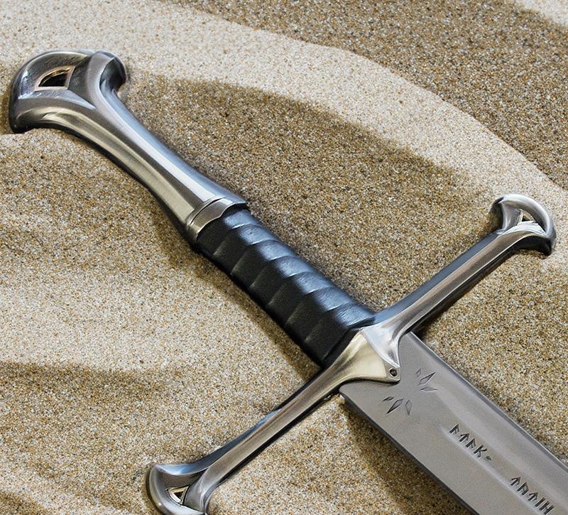 El pomo es como el de Anduril