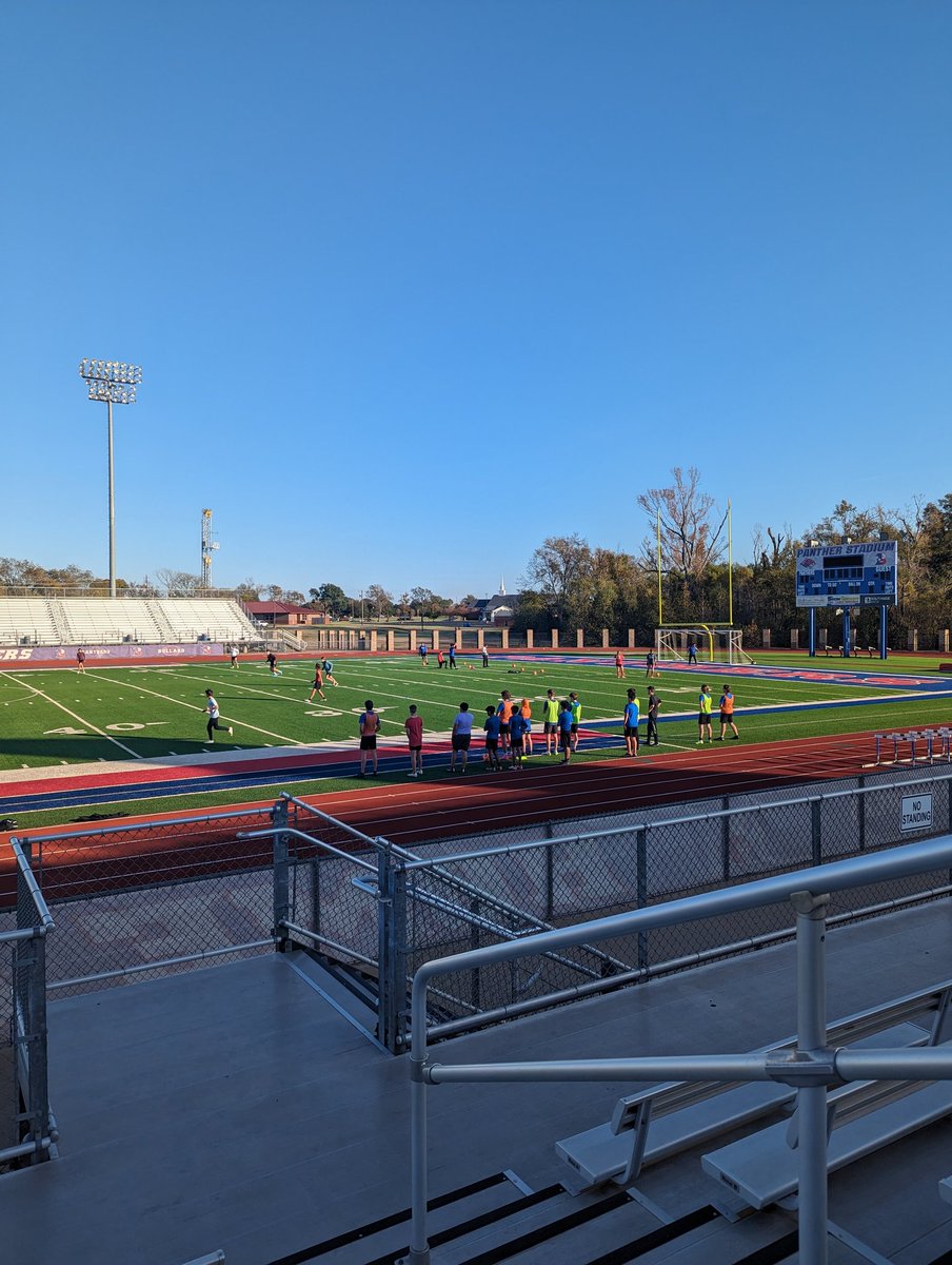 Darren Vossler tweet media