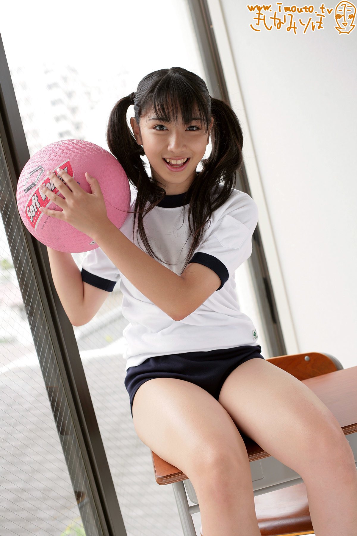 www.imoutoTV imagesize:1200x1800  / X