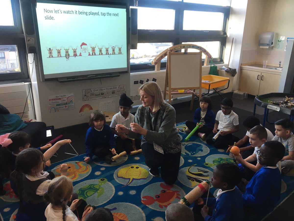 MrsS_Saracen's tweet photo. P1 had a lovely afternoon with our YMI tutor, Nicola. They got the opportunity to add an instrumental accompaniment to Rudolph the Red Nose Reindeer, in the style of rag. @saracenprimary @GlasgowCREATE https://t.co/FdfoAV7oDx