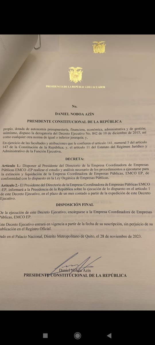 Felicitamos como gremio del sector eléctrico y de telecomunicaciones al Presidente <a href="/DanielNoboaOk/">Daniel Noboa Azin</a> , por su decisión de que EMCO EP entre en proceso de liquidación.  
Liquidar el Administrador del Holding de Empresas Públicas, es un duro golpe a la corrupción. <a href="/andrearrobo/">Andrea Arrobo Peña</a>