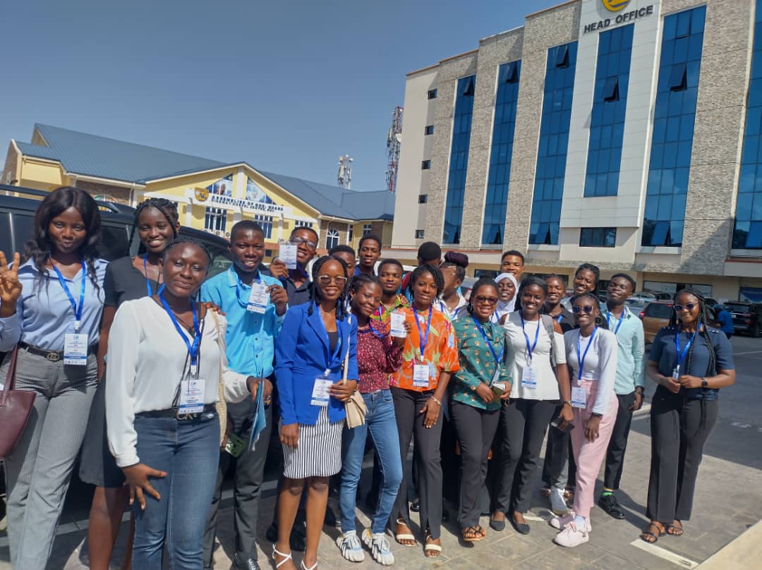 YouthmappersUCC's tweet photo. We had an amazing experience today.🥳We had the chance to network with Geospatial professionals🧑‍💻 We also got to know more insights about the geospatial world and how we  can help work towards a better sustainable future for Ghana🌍 #GhanaGeospatialSociety
 #SustainableGhana https://t.co/d8QQd5srFm