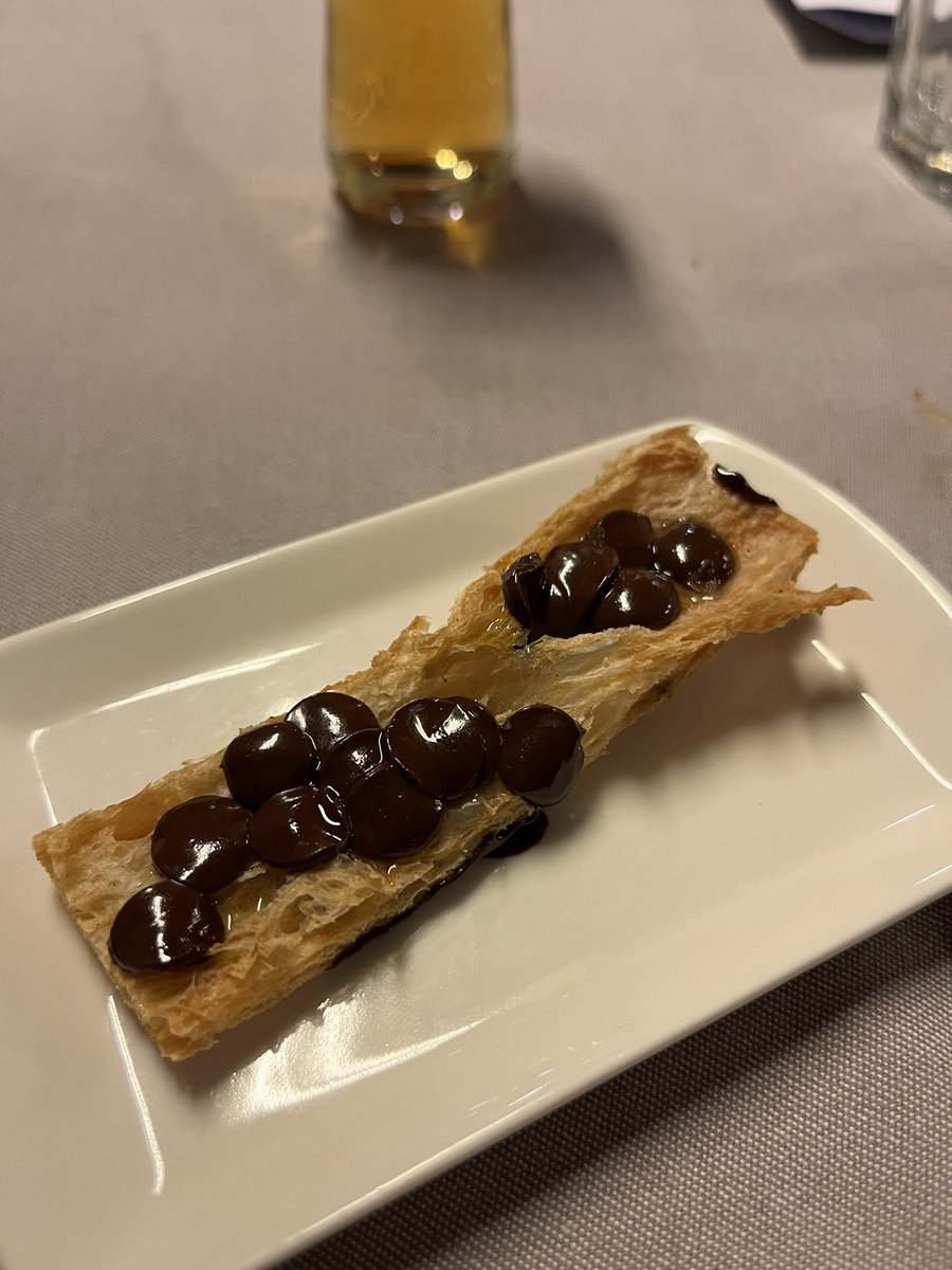 𝗕𝗖𝗡𝗲𝗻𝗛𝗼𝗿𝗮𝘀𝗱𝗲𝗢𝗳𝗶𝗰𝗶𝗻𝗮 (@bcnhorasoficina) on Twitter photo #Gastronomia | El Bar Velódromo cumple 90 años en la vida gastronómica barcelonesa, y lo celebra con la reinterpretación de su logo tradicional y un menú diseñado especialmente para la ocasión. Que se complementará con una nueva <a href="/MoritzBarcelona/">Moritz Barcelona</a>, todavía en fase de preparación… #Gastronomia | El Bar Velódromo cumple 90 años en la vida gastronómica barcelonesa, y lo celebra con la reinterpretación de su logo tradicional y un menú diseñado especialmente para la ocasión. Que se complementará con una nueva <a href="/MoritzBarcelona/">Moritz Barcelona</a>, todavía en fase de preparación…