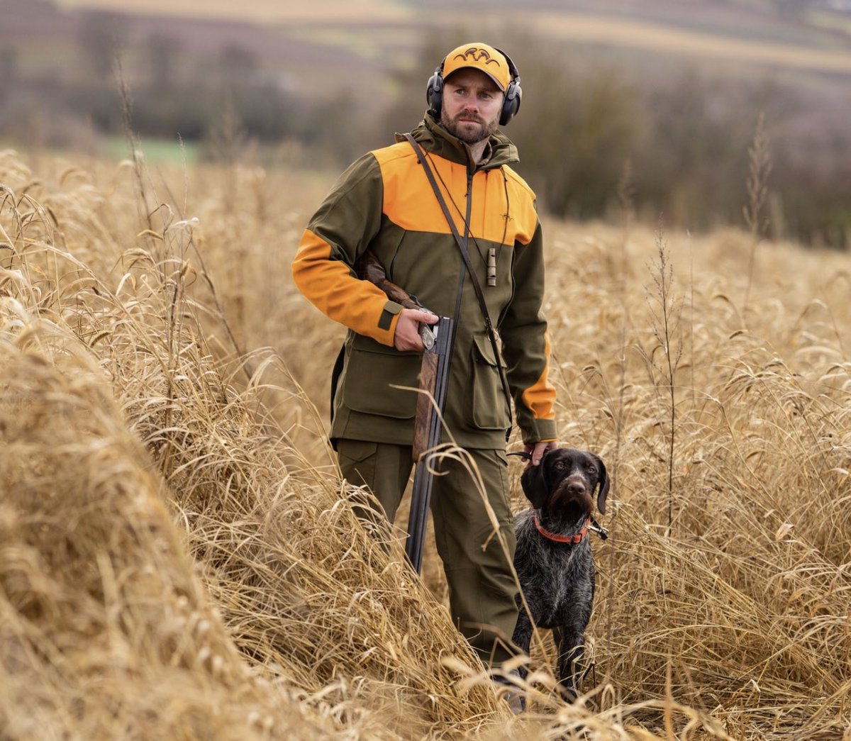 Blaser_USA's tweet photo. Man’s best friend!  #blaser https://t.co/kJE7soRlK6