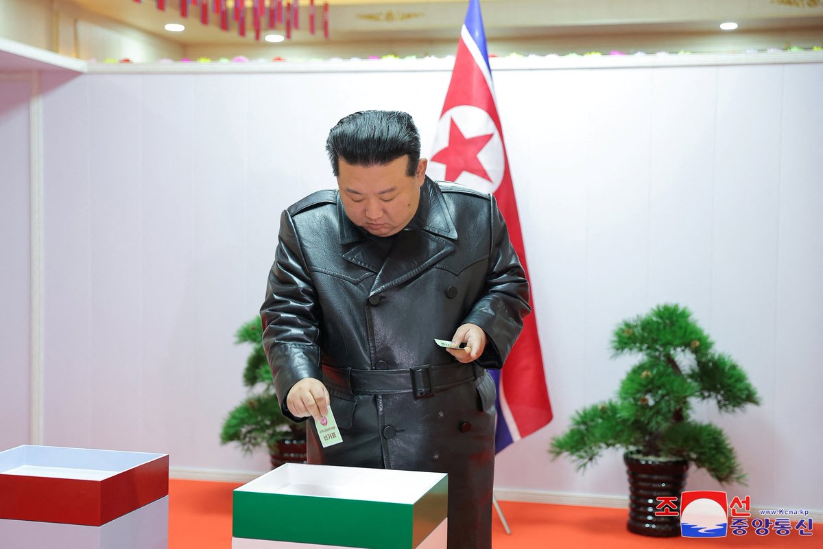 You wouldn't know it from following Western MSM but the Democratic Peoples Republic of Korea (North Korea) in their latest election held on November 26, 2023 introduced some electoral forms.

Here's a quick primer on the DPRK election process and the new changes.

A Thread🧵