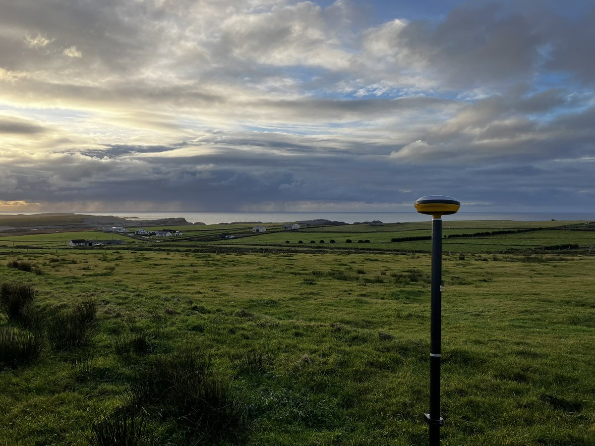 PMcIBuildServ's tweet image. Taking advantage of the break in weather 🥶- #landsurveying for a new project #planningpermission #design #rural #ruralireland at its best…