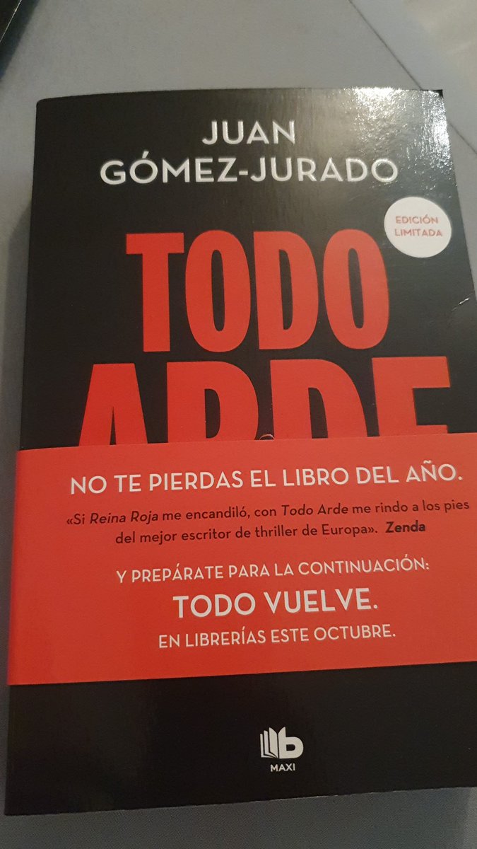 Margabeltran's tweet photo. @JuanGomezJurado cuando vienes a Sevilla? Quiero que me firmes mi regalo de cumpleaños!!!! https://t.co/rEuEEDJyTR