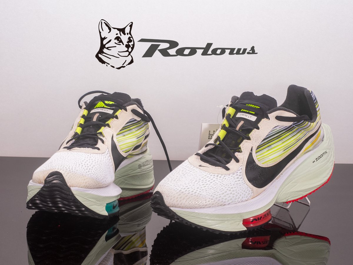 Rolows_13's tweet photo. 『NIKE Zoom Streak LT2 x Zoomx AlphaFly』
、、、のハイブリッドを製作させていただきました。。。

カッコいいネ！！

AlphaFlyのアウトソールは、前足は中谷加工所社のEVA系ウエイブシート　踵はVibram社 S-1924に張り替え

#ハイブリッド
#ソールスワップ
#カスタムシューズ https://t.co/XX2ixfbZ8z