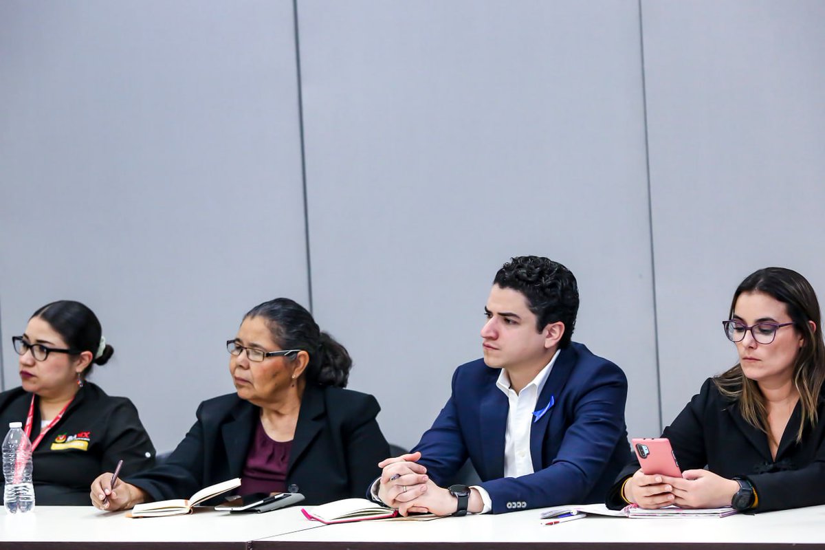 Xavier Orendáin De Obeso tweet media