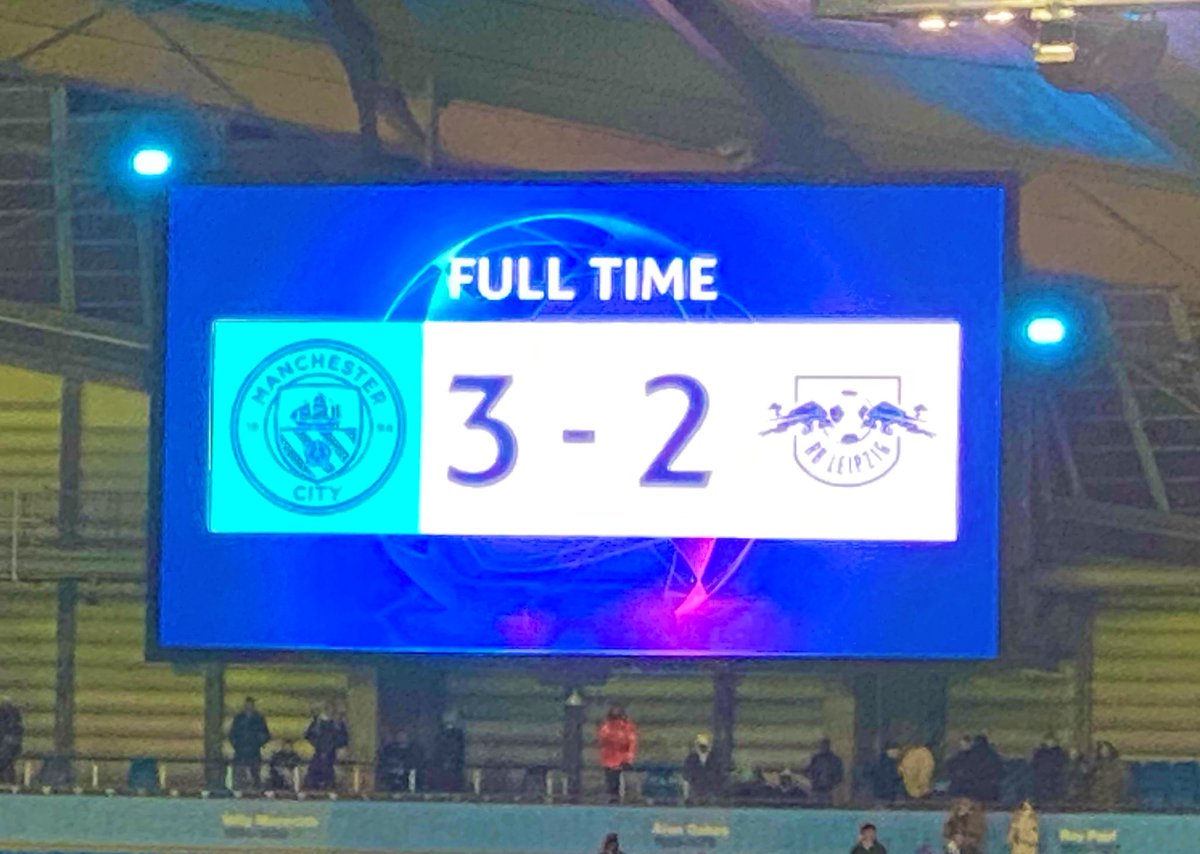 Peter4tax's tweet photo. Had fantastic  night with #NeilWarren at #TheEtihad in the Citizens lounge watching a great City comeback at  #MCIRBL and some beautiful footy - great food too..@ChampionsLeague https://t.co/pk3L1BmZ0F