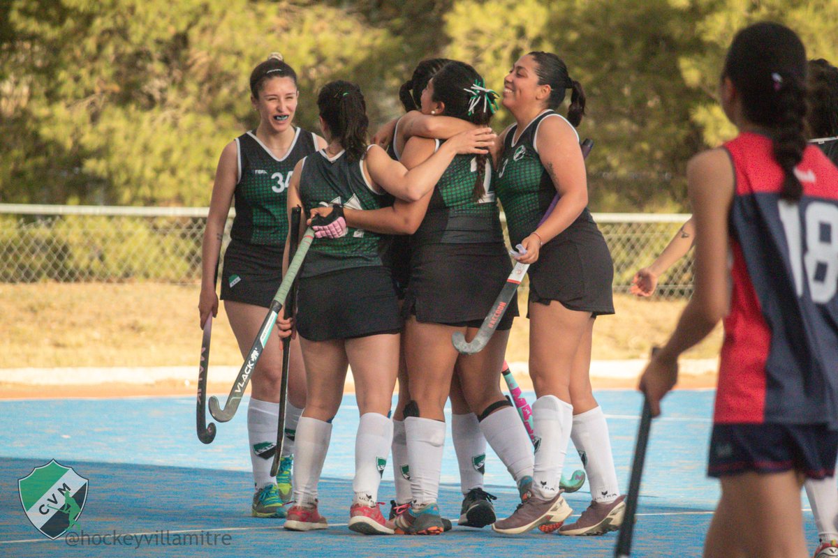 VillaMitreBB's tweet image. #Hockey | 🏑 #ABH

🏆 SEGUIMOS EN LA COPA DE ORO

🔝Finalizamos un nuevo año teniendo la posibilidad de seguir jugando contra los mejores 7 equipo de la @ABHockey 

📸 Imágenes de intermedia. 

#VamosLasPibas
#ElClubDeLaCiudad🇦🇪