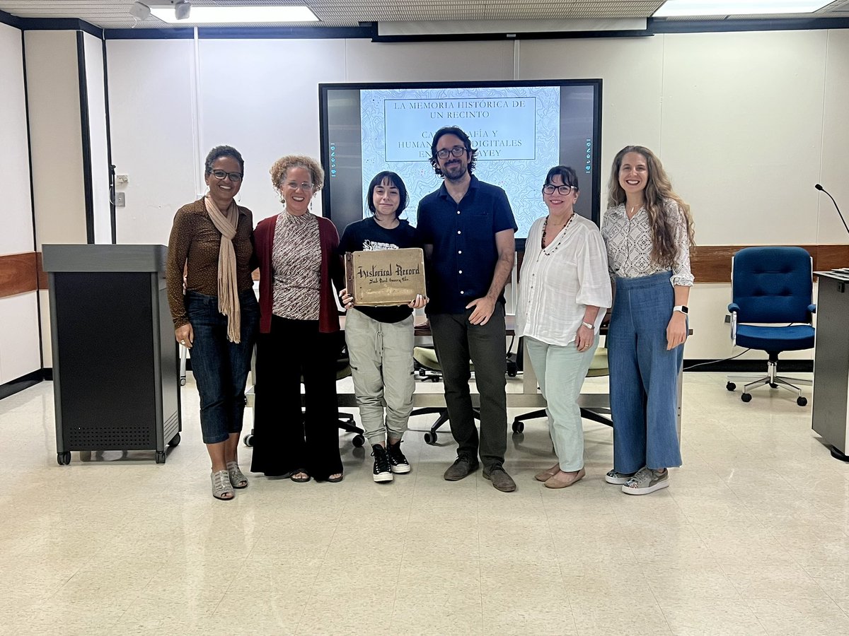 Sarah Molinari tweet media