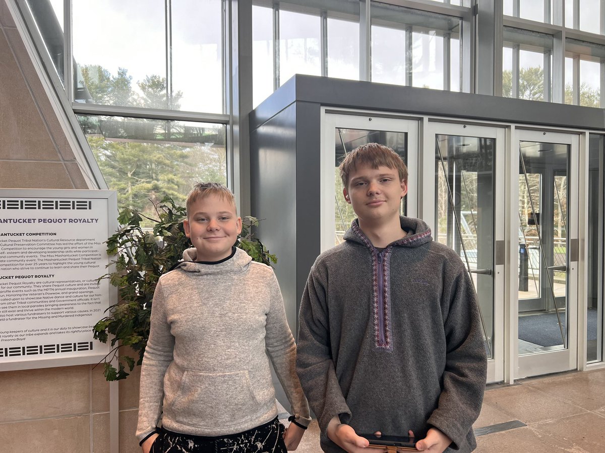 Lauren Hunter tweet media