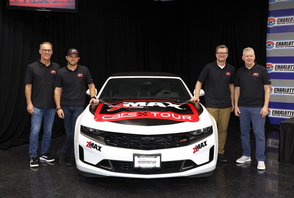 CARSTour's tweet photo. 🚨Welcoming aboard @HendrickCars as the Official Automotive Group of the zMAX CARS Tour

Our Chevrolet Camaro LT1 is ready to lead the field to green beginning March 2 at @SNM_Park. https://t.co/ubFkp53gNH