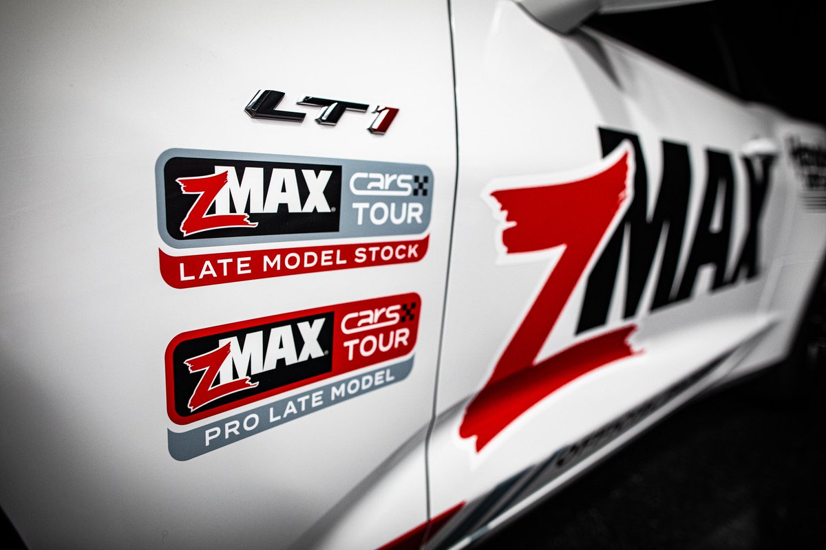 CARSTour's tweet photo. 🚨Welcoming aboard @HendrickCars as the Official Automotive Group of the zMAX CARS Tour

Our Chevrolet Camaro LT1 is ready to lead the field to green beginning March 2 at @SNM_Park. https://t.co/ubFkp53gNH