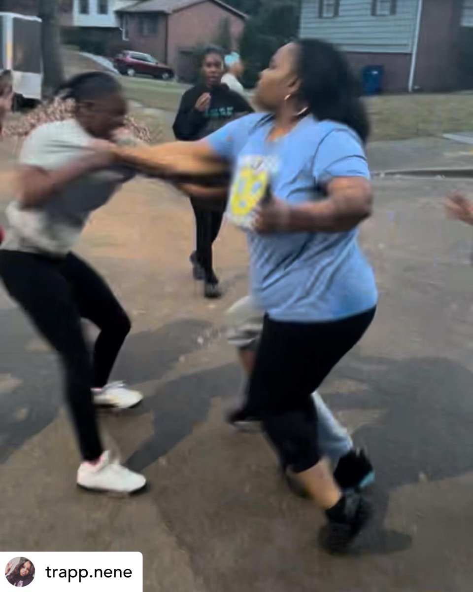 1ktonny's tweet photo. Southeast Raleigh High School
#LLDEVIN 💔
LET ME TELL THE TRUTH FOR ANYBODY AND EVERYBODY !! destiny general tried to be a bully. Her mother lets her go fight. 1 All this started because destiny general seen kiya walking TO SCHOOL and destiny mother went to park the car and- https://t.co/JnYiebTKYj