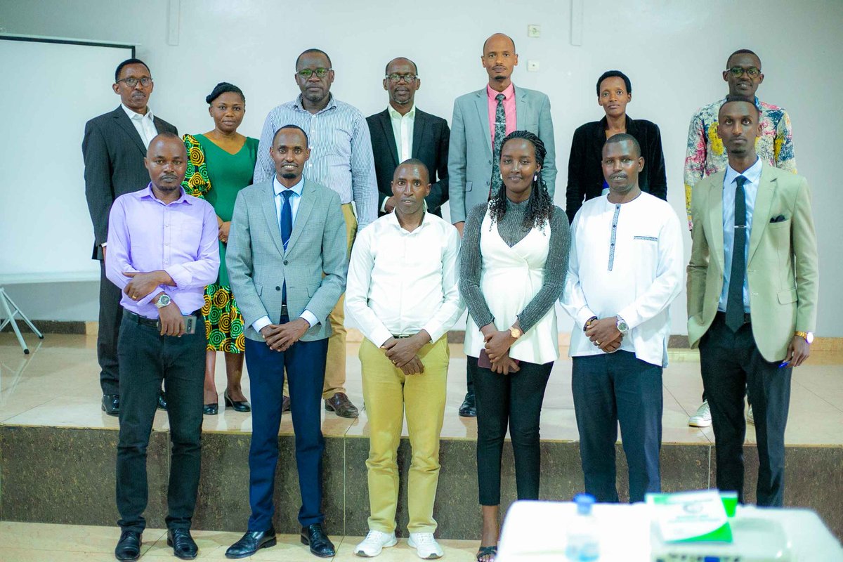 AdecorRwanda's tweet photo. Financial Service on consumers protection law, Awareness campaign @KicukiroDistr
#FSCP aims at protecting clients of financial services providers. https://t.co/rviHoCvUro