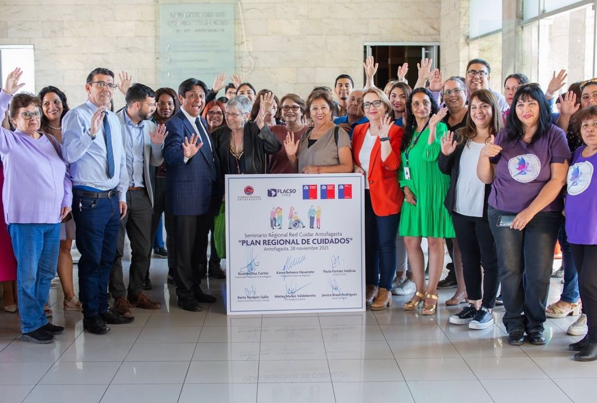SeremiSalud2's tweet photo. #RedCuidar🤲🏻 la Seremi de Salud participó en el Seminario Red Cuidar Antofagasta, donde se presentaron los resultados del diagnóstico regional en cuidados. Este evento marcó el inicio de las mesas de trabajo de la Red Cuidar, consolidando esfuerzos para mejorar la salud. https://t.co/SjqjXyKPBh