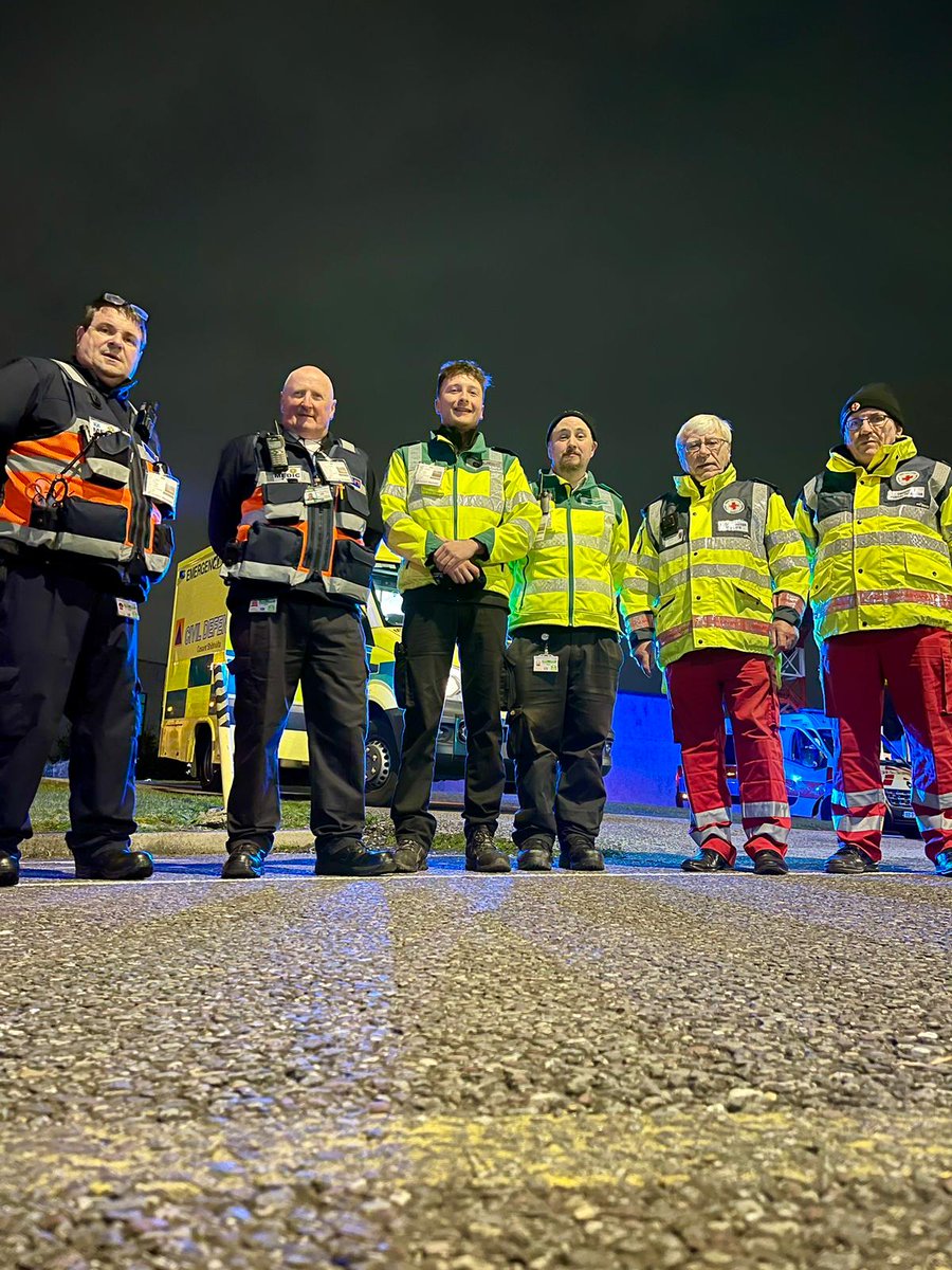 cc_civildefence's tweet image. This evening, #Volunteers participated in an Inter Agency Exercise @CorkAirport which tested the readiness of the Airport Fire and Rescue Service and other agencies response to a major incident.